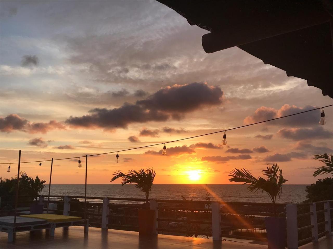 Hotel Palmera Beach Картахена Экстерьер фото